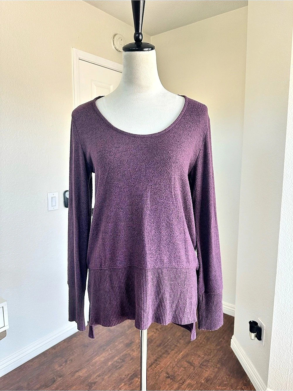 COA Made in California Purple Tunic Sweater Top Size M High Low